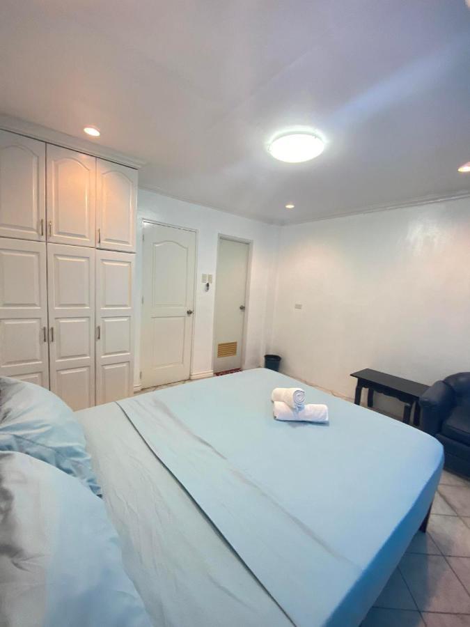 Romy'S Place - Entire 3Rd Floor Apartment Vigan Exterior photo